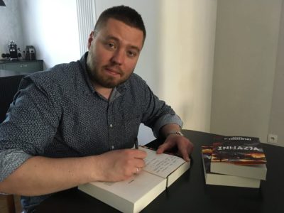 Wojtek Miłoszewski: Literacki debiut naszego scenarzysty <br>
                     
                     