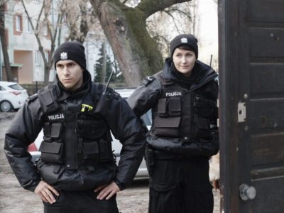 „Policjantki i policjanci”: Poznajcie Szymona! (wideo)