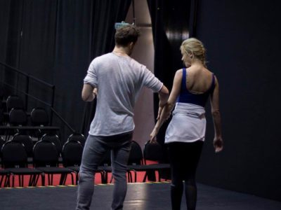 Pierwasza-milosc-Prosto-z-planu-Opozda3.jpg <br>
                     
                     