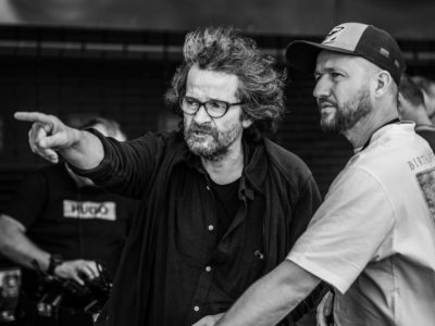 Jak żyć, żeby nie zwariować <br>
                    fot. Damian Andrzejewski <br>
                    Tomasz Konecki – reżyser <br>