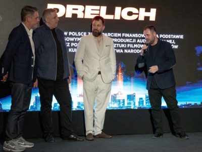 DRELICH, pokaz prasowy <br>
                     
                    Dariusz Gąsiorowski, Bartosz Staszczyszyn, Jakub Ćwiek i Grzegorz Jaroszuk <br>